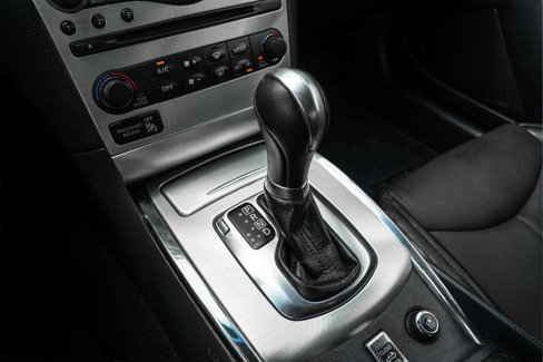 Used 2015 INFINITI Q60 Convertible w/ Premium Package image 17