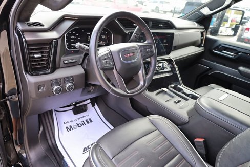 Used 2025 GMC Sierra 2500 AT4X image 14