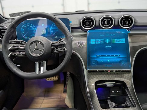 New 2025 Mercedes-Benz C 300 4MATIC Sedan image 5