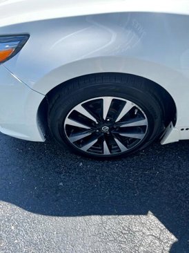 Used 2018 Nissan Altima 2.5 SV image 21