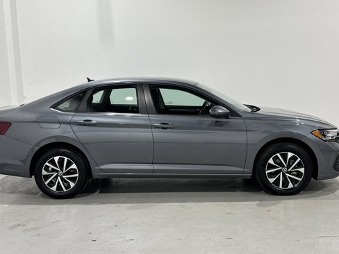 Used 2024 Volkswagen Jetta S image 18