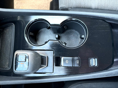 Used 2023 Nissan Rogue SV image 33