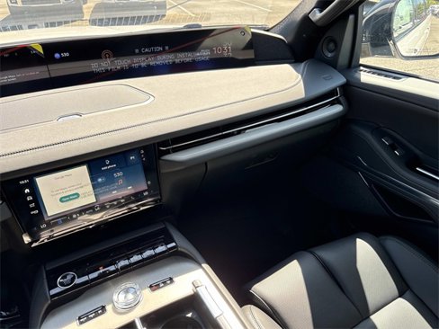 New 2025 Lincoln Navigator L Reserve w/ Jet Appearance Package image 15