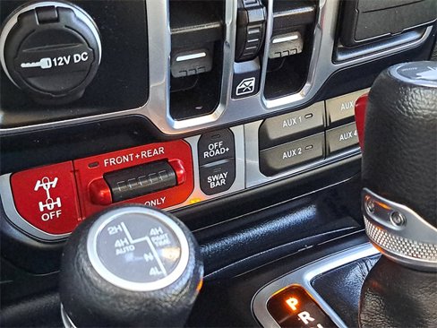 Used 2024 Jeep Wrangler Unlimited Rubicon 4xe image 16