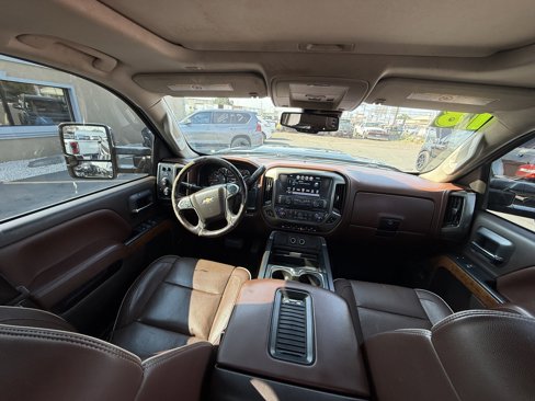 Used 2018 Chevrolet Silverado 2500 High Country w/ Duramax Plus Package image 16