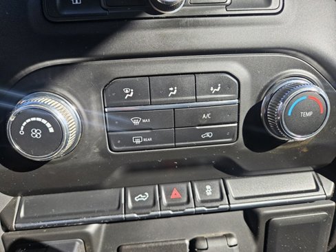 Used 2022 GMC Sierra 2500 Pro w/ Convenience Package image 31