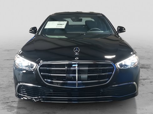 New 2025 Mercedes-Benz S 580 4MATIC Sedan image 2