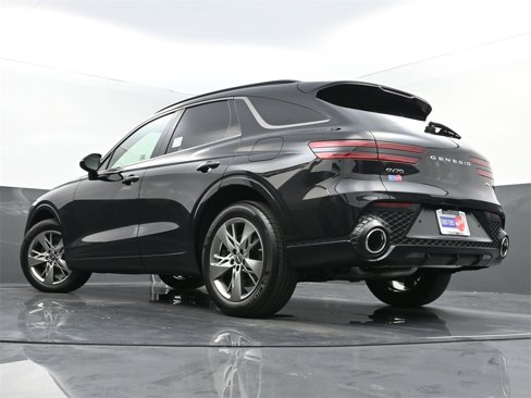 Used 2024 Genesis GV70 3.5T Sport image 27