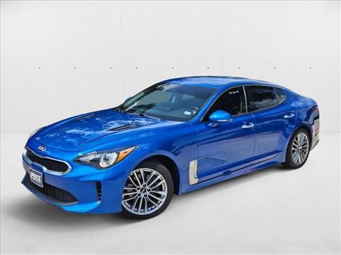 Used 2018 Kia Stinger image 1
