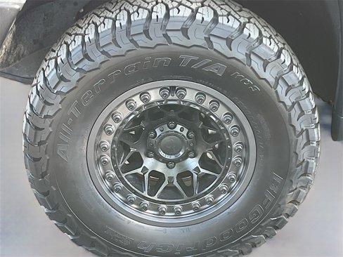 Used 2024 GMC Sierra 1500 AT4X image 33