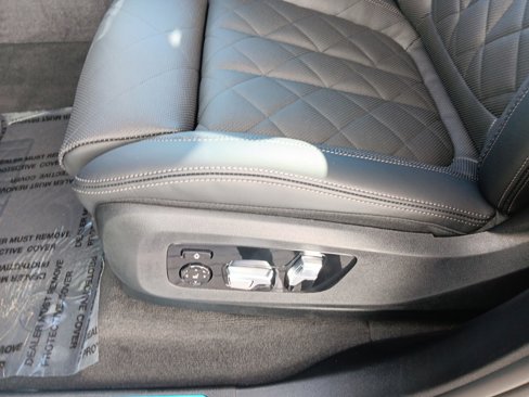 New 2026 BMW X5 xDrive40i w/ Climate Comfort Package image 15