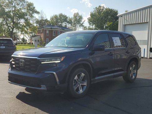 Used 2025 Honda Pilot EX-L image 4