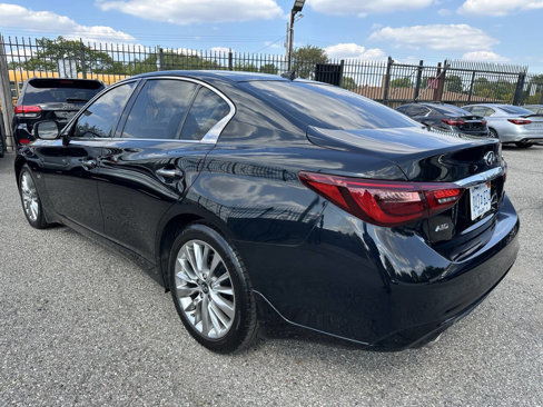 Used 2019 INFINITI Q50 Luxe w/ Essential Package (3.0T Luxe) image 7