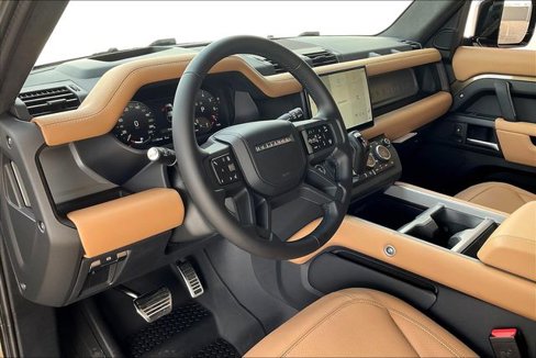 New 2025 Land Rover Defender 110 X image 7