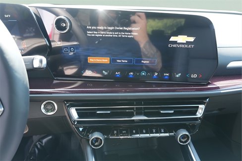 New 2026 Chevrolet Traverse Z71 w/ Driver Confidence Package image 18