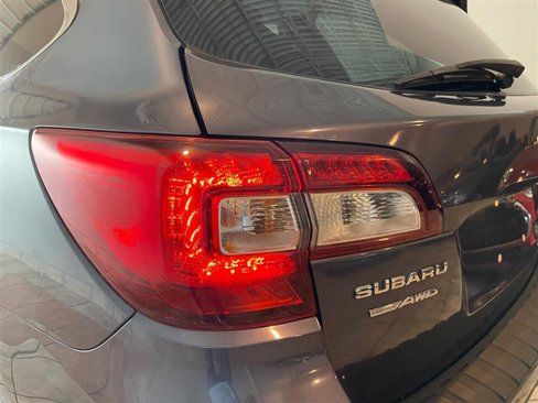 Used 2017 Subaru Outback 3.6R Limited image 81