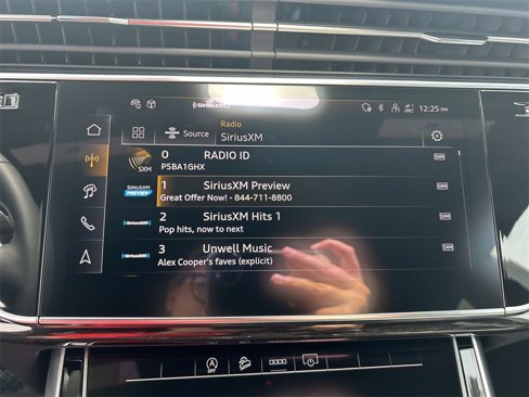New 2025 Audi Q8 Premium image 26