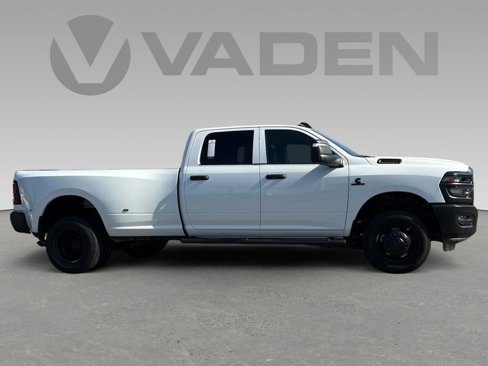 New 2025 RAM 3500 Tradesman image 6