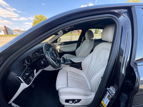 Used 2018 BMW 530i xDrive image 15