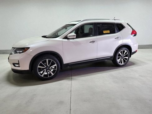Used 2017 Nissan Rogue SL image 17