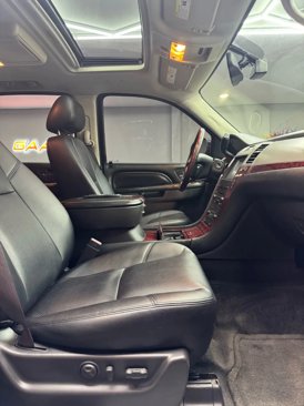 Used 2014 Cadillac Escalade ESV Premium image 33