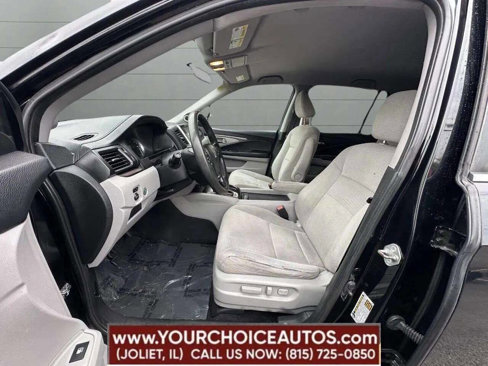 Used 2017 Honda Pilot EX image 31