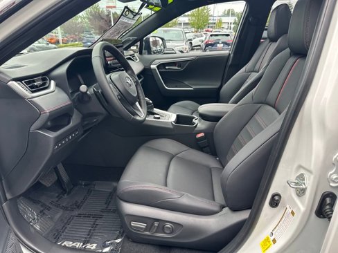 Certified 2025 Toyota RAV4 XSE image 12