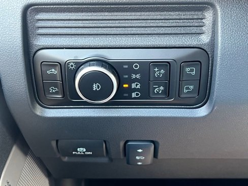 New 2026 Ford F350 Lariat w/ Chrome Package image 34