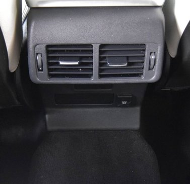 Used 2019 Land Rover Range Rover Velar S image 45