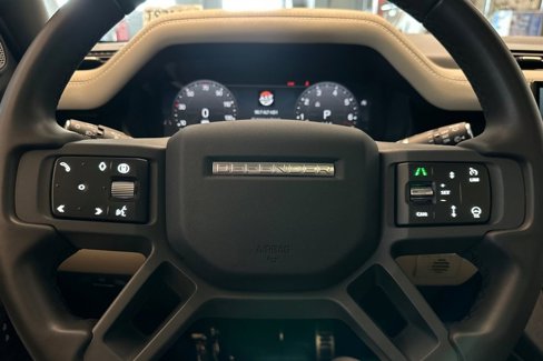 Used 2024 Land Rover Defender 130 X image 24