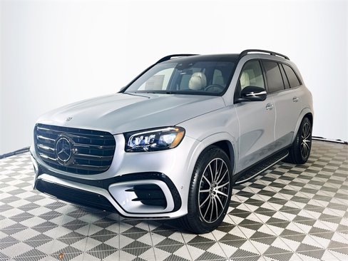 New 2026 Mercedes-Benz GLS 580 4MATIC image 3