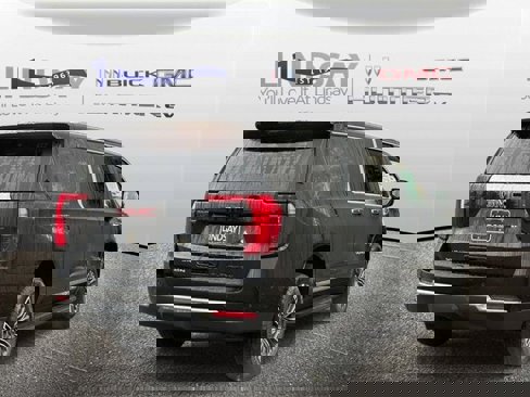 New 2026 GMC Yukon XL Elevation image 2