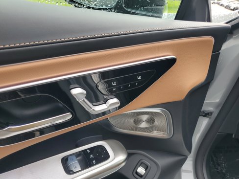 New 2026 Mercedes-Benz CLE 300 4MATIC Coupe image 11