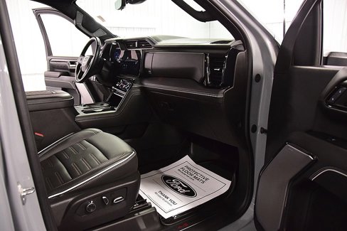 Used 2024 GMC Sierra 2500 AT4X image 33