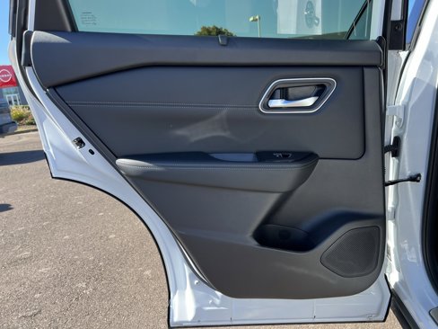 New 2026 Nissan Rogue Platinum w/ Platinum Premium Package image 26
