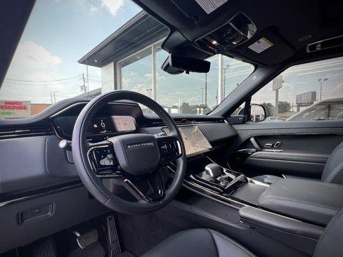 Used 2024 Land Rover Range Rover Sport Dynamic SE image 15