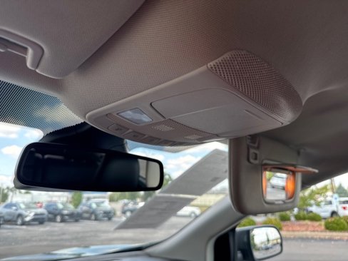 Used 2024 Ford Edge SEL image 13