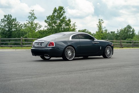 Used 2016 Rolls-Royce Wraith image 23