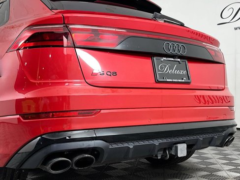 Used 2024 Audi SQ8 Prestige w/ Prestige Package image 27