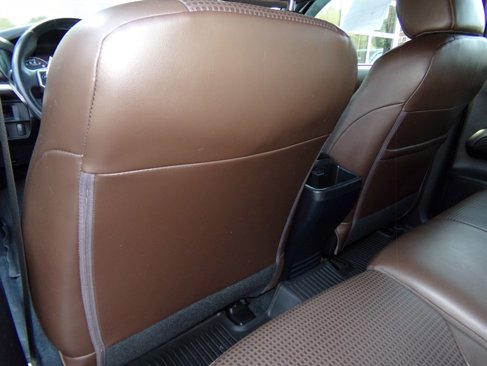 Used 2016 Toyota Tacoma Limited image 23