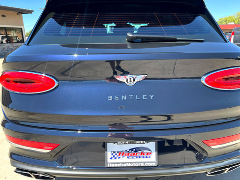 Used 2023 Bentley Bentayga image 5