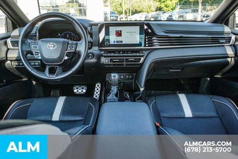 Used 2025 Toyota Camry SE image 25