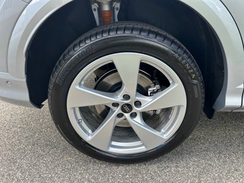 New 2025 Audi Q5 Premium Plus image 23