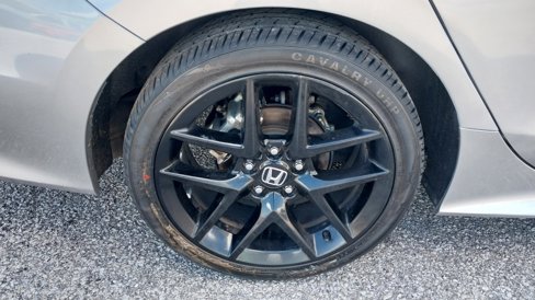 Used 2024 Honda Civic Sport image 11
