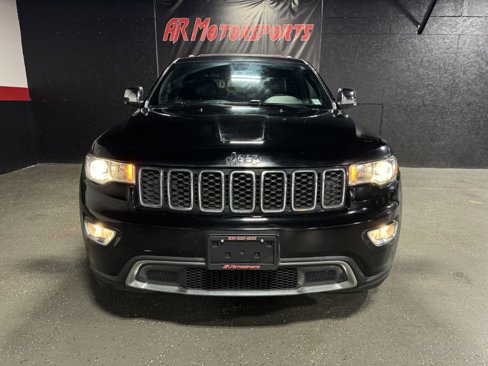 Used 2017 Jeep Grand Cherokee Limited image 8
