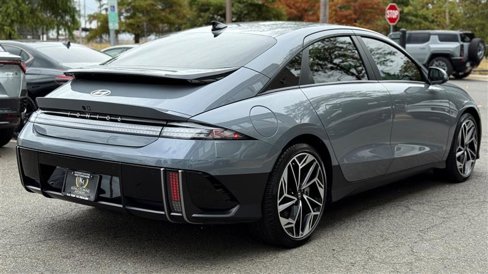 Used 2024 Hyundai Ioniq 6 SEL image 5