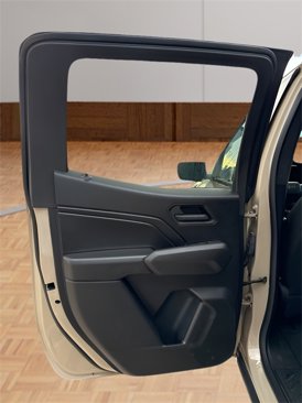 Used 2023 Chevrolet Colorado Trail Boss w/ LPO, Dark Essentials Package image 12