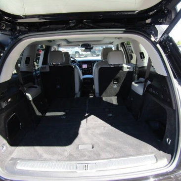 Used 2021 Jeep Grand Cherokee L Overland w/ Advanced Protech Group III image 7