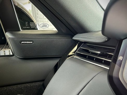 Used 2024 Land Rover Range Rover Sport Dynamic SE image 45
