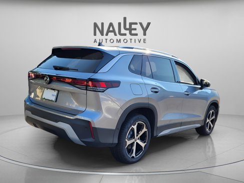 New 2025 Volkswagen Tiguan SE image 5